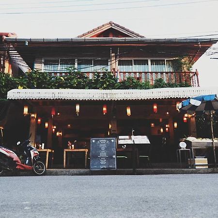 Kamala Seafood Hostel Екстериор снимка