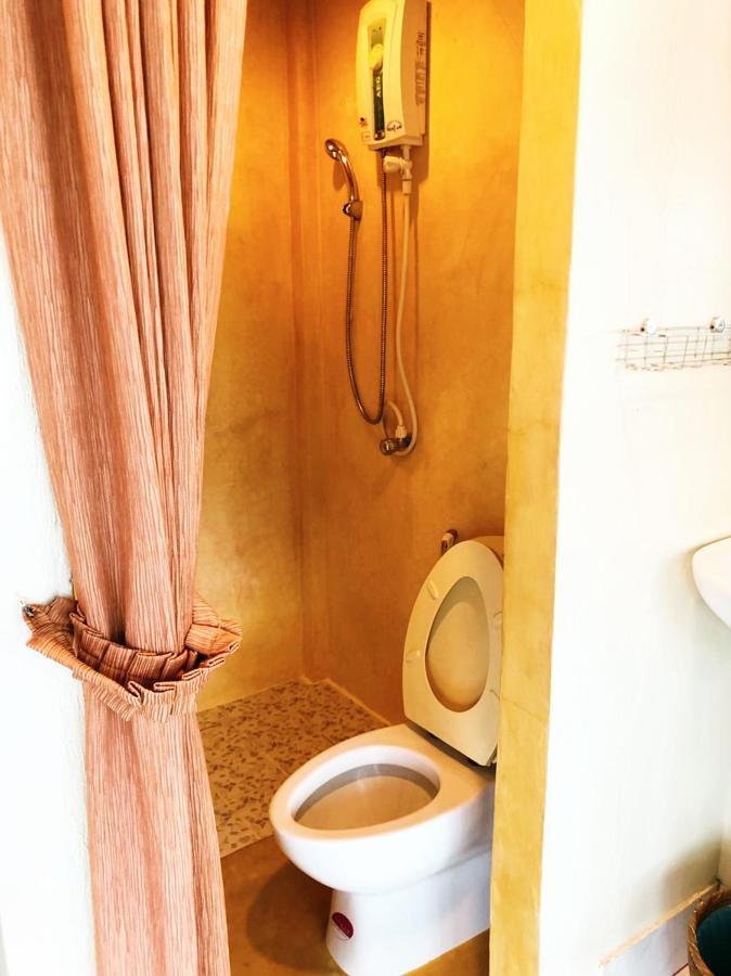 Kamala Seafood Hostel Екстериор снимка